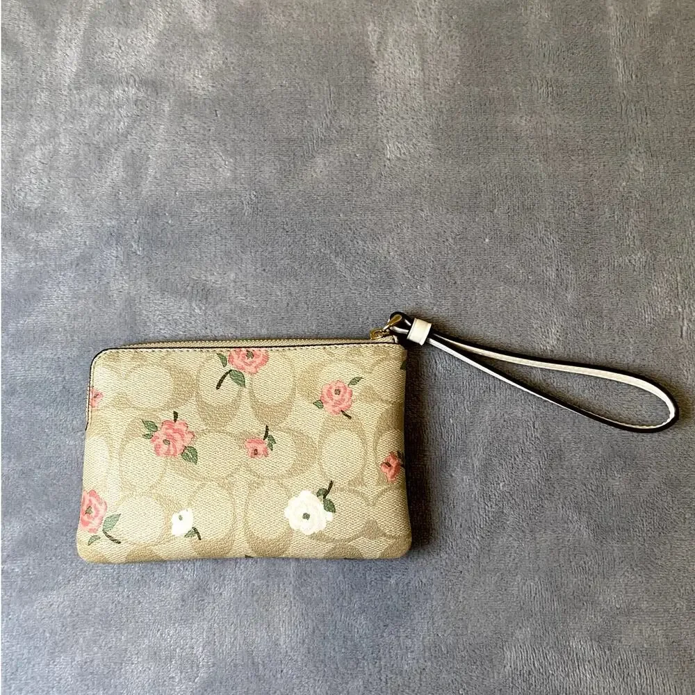 Coach Corner Zip Wristlet Khaki Pink White Floral Leather Small Coquette NWT